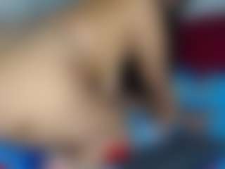 AlanaRoseeX's Live Sex Cam Show