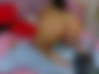 AlanaRoseeX's Live Sex Cam Show