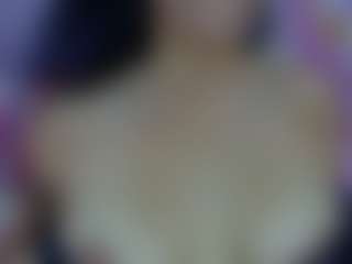 AlanaRoseeX's Live Sex Cam Show