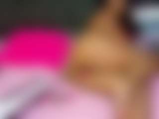 Live cam show with AlanaRoseeX - Double Penetration on fapnchat