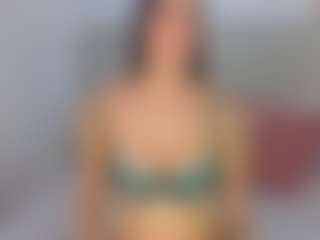 Live cam show with Kristennblue - Skinny MILF on xfollow cams