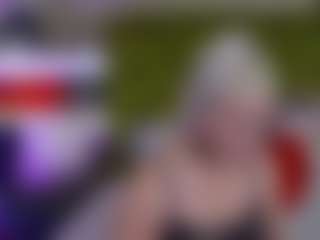 Live cam show with LadyTouch - Blonde Hair Middle Aged on Fit Hotties