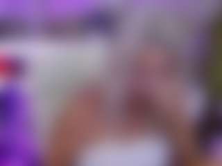 LadyTouch MILF webcam performer live streaming