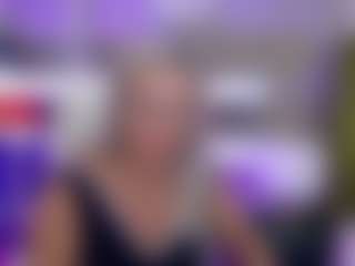 Live cam show with LadyTouch - Middle Aged on Free Soda