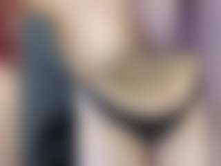 Live cam show with Fox-Cuteee - Red Hair on Instabang