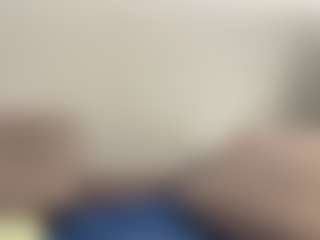 GennaKirley's Live Sex Cam Show