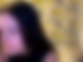 Live cam show with MaribelHechinger - Skinny on StripNow