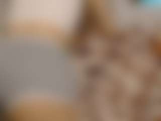 Live cam show with MaribelHechinger - Oil on CamSodaAdn