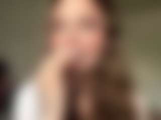 Eva's Live Sex Cam Show