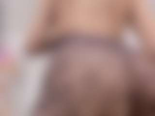 Live cam show with Lily-cooper - Green Eyes on https://playwithruby.com