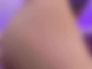 Live cam show with Lily-cooper - Bedroom on Camsoda