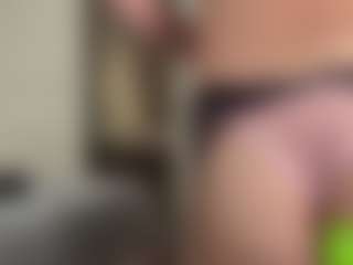 Live cam show with LakeishaRankin - White Blonde Hair on TastyBlacksLive