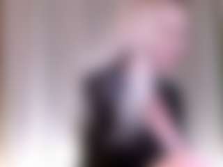 Live cam show with mia-dreamy - Granny MILF on realtime-chat