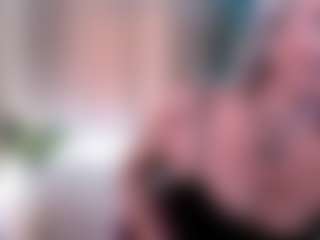 Live cam show with mia-dreamy - Granny Big Ass on realtime-chat