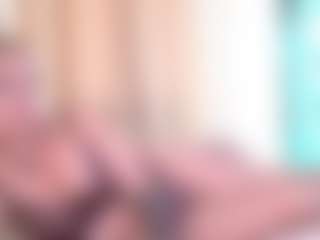 Live cam show with mia-dreamy - Oil on TeamSkeetLive