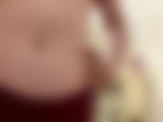 SeritaMccoggle's Live Sex Cam Show