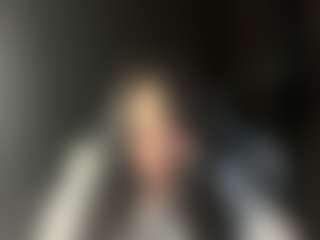 Live cam show with Nana - Genital Piercings on Ass Tok