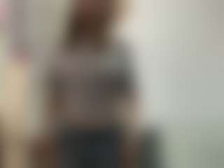 Live cam show with WillaAlanis - Average on Camsoda