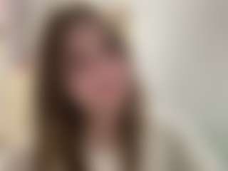 Live cam show with WillaAlanis - White on fuklive.com