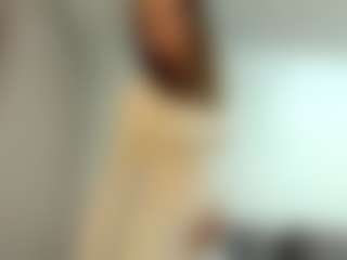 Live cam show with WillaAlanis - Normal on fapnchat
