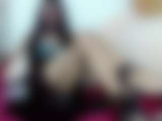 Adelapineda's Live Sex Cam Show