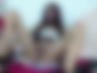 Adelapineda's Live Sex Cam Show