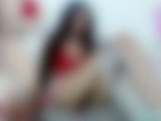 Adelapinedaのライブセックスチャットショー