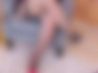 Live cam show with AryaEvee - Pantyhose on Camsoda
