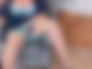 Live cam show with AryaEvee - Tittyfuck on Uber Horny