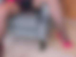AryaEvee's Live Sex Cam Show