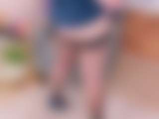 AryaEvee's Live Sex Cam Show