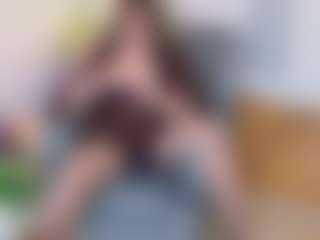 Live cam show with AryaEvee - Tittyfuck on Camsoda