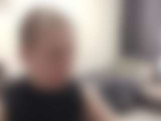 Live cam show with ColleenMckenize - Oil on AdultVida.com