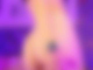 Elynvall01's Live Sex Cam Show