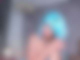 Live cam show with Kendall-Milleer - Body Massage on intimatelivegirls.com