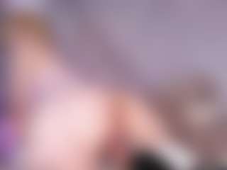 Live cam show with Kendall-Milleer - Body Massage on Camsoda