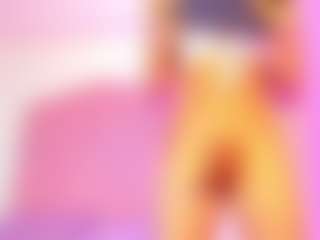 Live cam show with Chanell - Drinking on crypto-cams