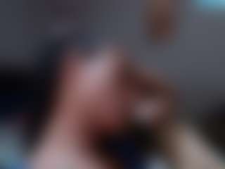 CamilaTs1's Live Sex Cam Show
