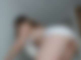 Live cam show with Dollface14 - Camel Toe on fuklive.com