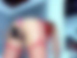 Live cam show with Lissa-jhonsoon - Granny Squirt on Camsoda