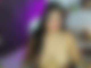 Live cam show with Mia - Colombia on infinitiblacc.com