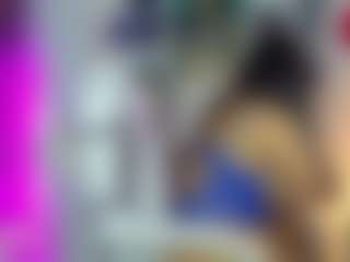 Live cam show with Mia - Butt Plug on TeamSkeetLive