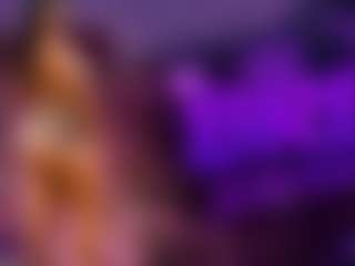 Live cam show with Mia - Longhair on SpunkLive