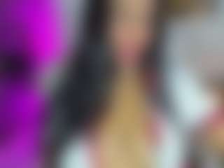 Live cam show with Mia - Ebony Middle Aged on Camming Site