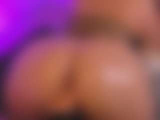 Live cam show with Nina Vega - Blowjob on camwithhim.com