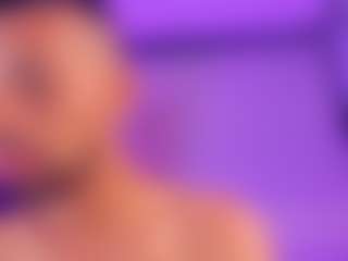 Live cam show with Tyler-204 - Ebony on milfzrlive.com | colombia