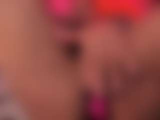 Live cam show with Tyler-204 - Blue Eyes on CamClone
