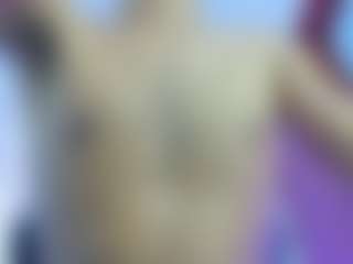 Live cam show with Tyler-204 - Dildo on eurowanks.com