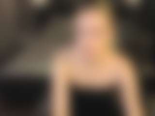 Live cam show with BarbiexChloe - Student on Mixed Magazine Live