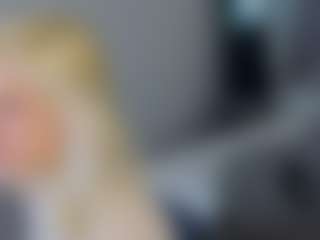 Live cam show with BarbiexChloe - Ass Clapping on slutload